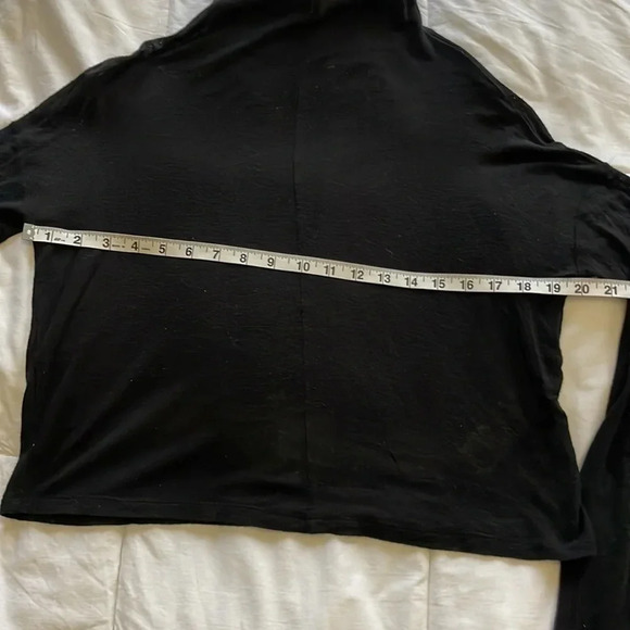 Wilfred  Cropped Turtleneck - Picture 7 of 11